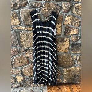 Swimsuits For All Black and White Sleeveless V-Neck Sundress - NWT - XXL 🖤🤍